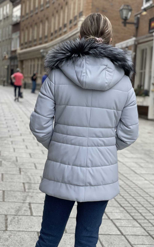 manteau en cuir court doublé pour l'hiver avec capuchon fourrure